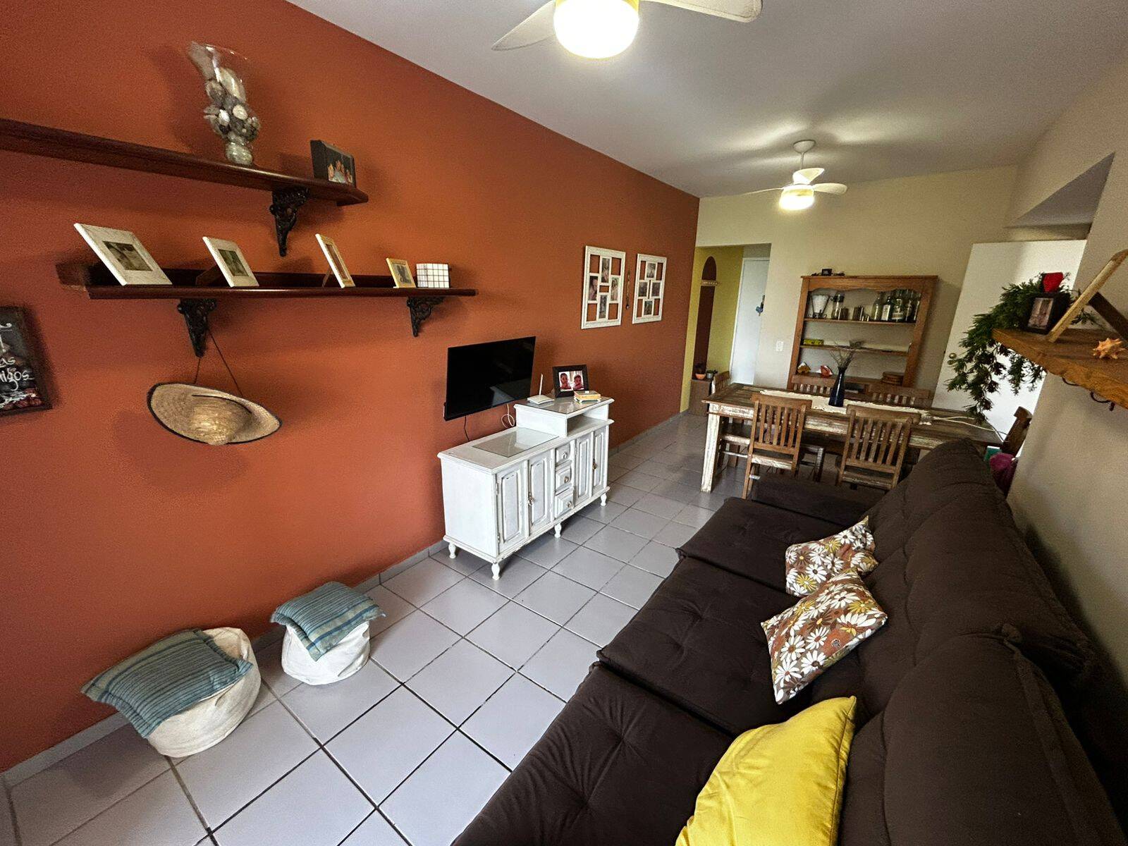 #648 - Apartamento para Venda em Guarapari - ES