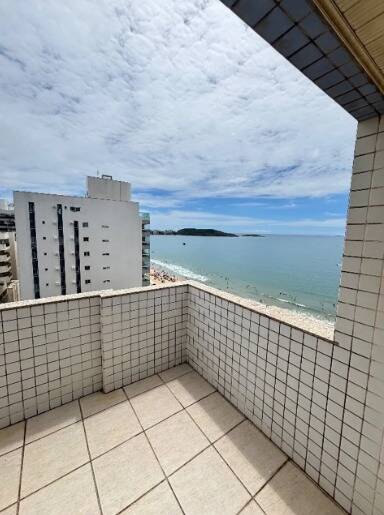 #670 - Apartamento para Venda em Guarapari - ES